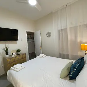 lovely-quiet-apartment-malaga-center.es-andalucia.com/